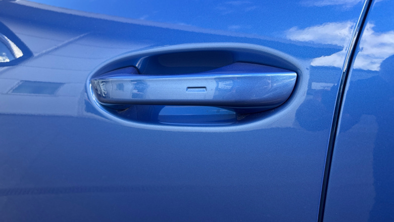 Volkswagen T-Roc 1.5 eTSI 150 Life 5dr DSG Petrol Hatchback